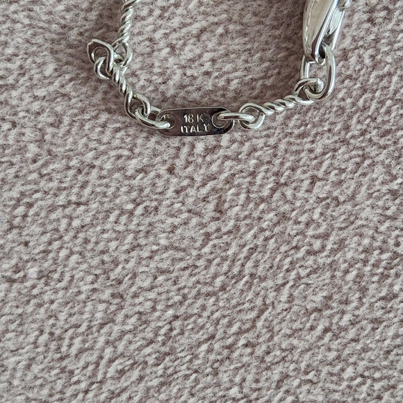 18kt. White Gold With Culured Pearl Station Necklace - Picture 2 of 4